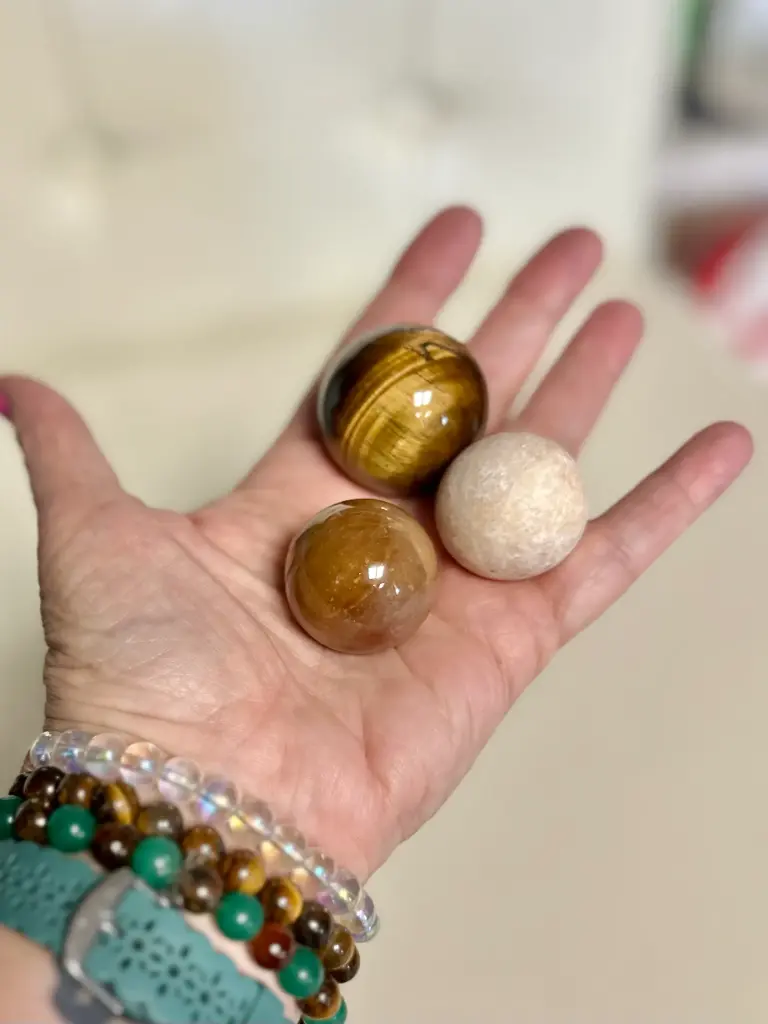 Small Spheres Natural Crystal Stone